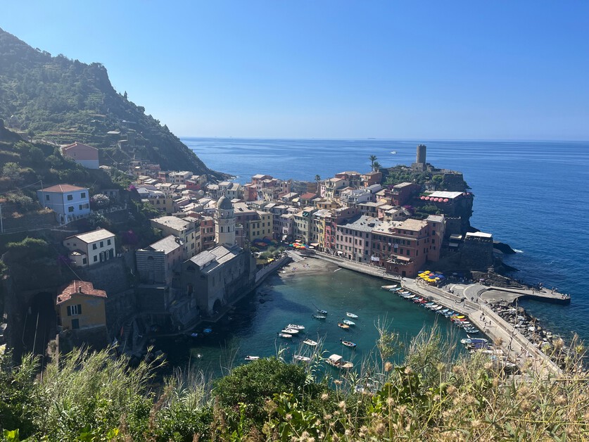 cinque terre hiking