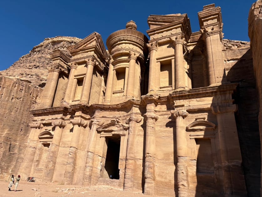 visiting petra in jordan