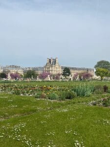 Louvre vs Musee d'Orsay
