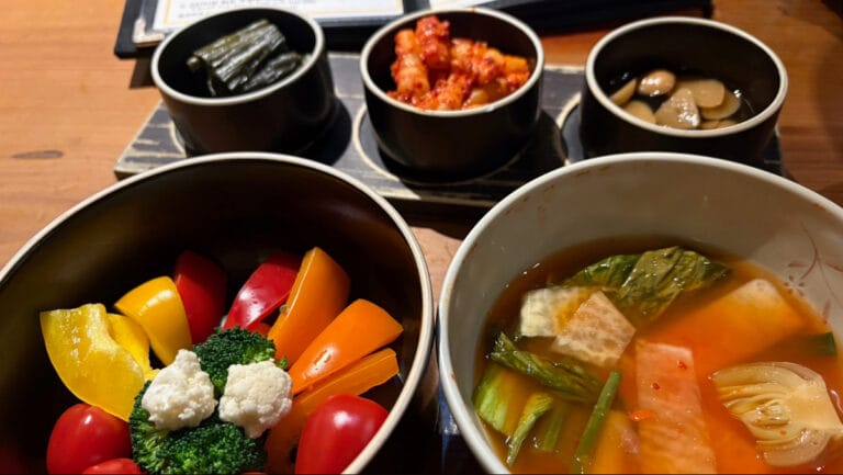 solo dining in korea