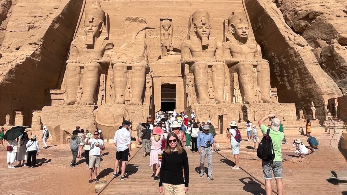 how to visit abu simbel