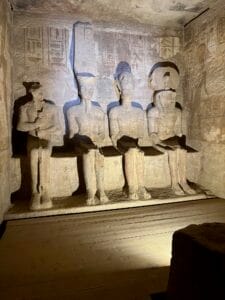 how to visit abu simbel