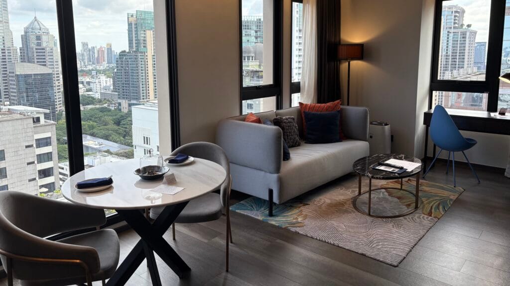 where to stay in bangkok