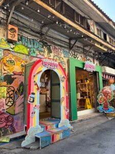 where to stay in bangkok